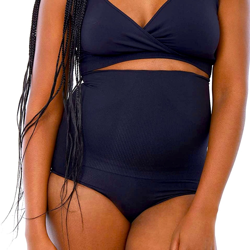 Ingrid & Isabel Maternity Small Postpartum Compression Underwear Black